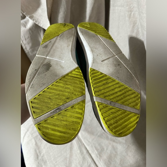 Suede Volcom sneakers good used condition side 11 men’s - Picture 6 of 10